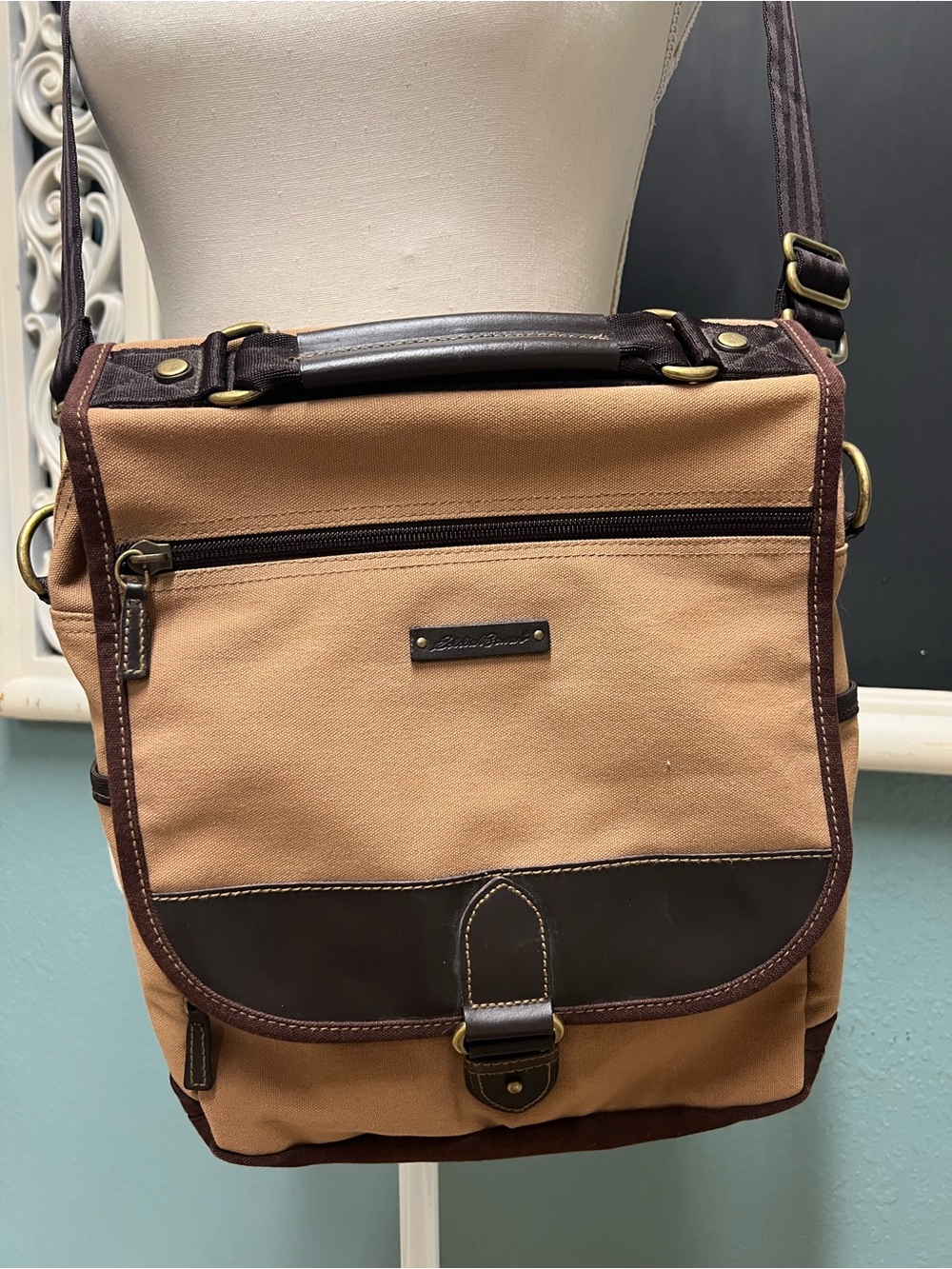 Eddie Bauer Vintage Canvas Messenger bag - Picture 2 of 10
